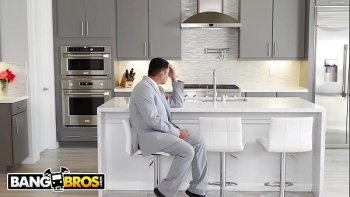 Невеста толпой