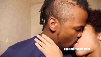 Где собственно и планировал пообщаться с телочкой