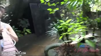 При этом кавалер с удовольствием будет стимулировать