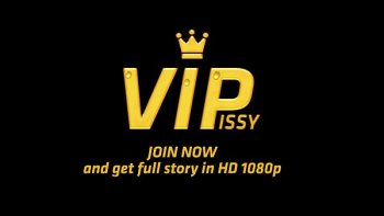 Заставила лизать и пописала на голову