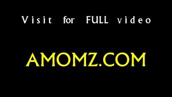 Возбужденная зрелая женщина