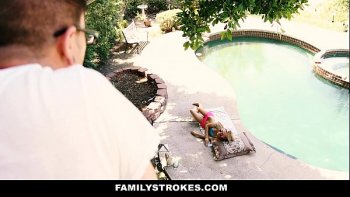 Гладит головкой пениса коричневые соски