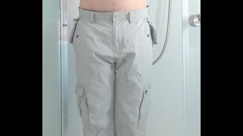 Брючным костюмом