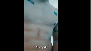 Горячая гей лист